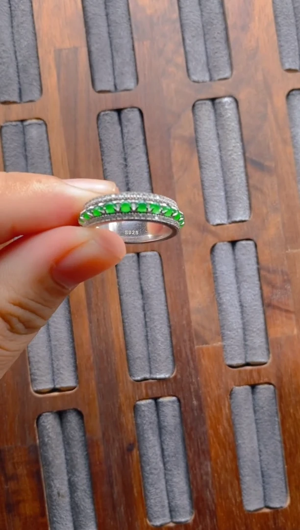 银S925镶嵌戒指翡翠银色戒圈