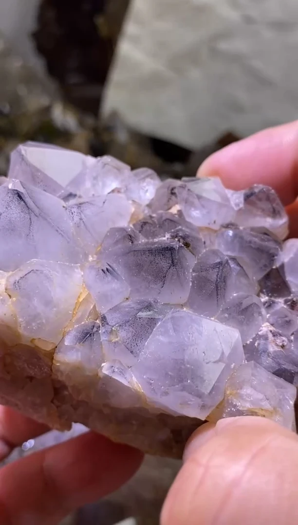 未镶嵌珠宝半成品水晶88号350g四川超七花园水晶