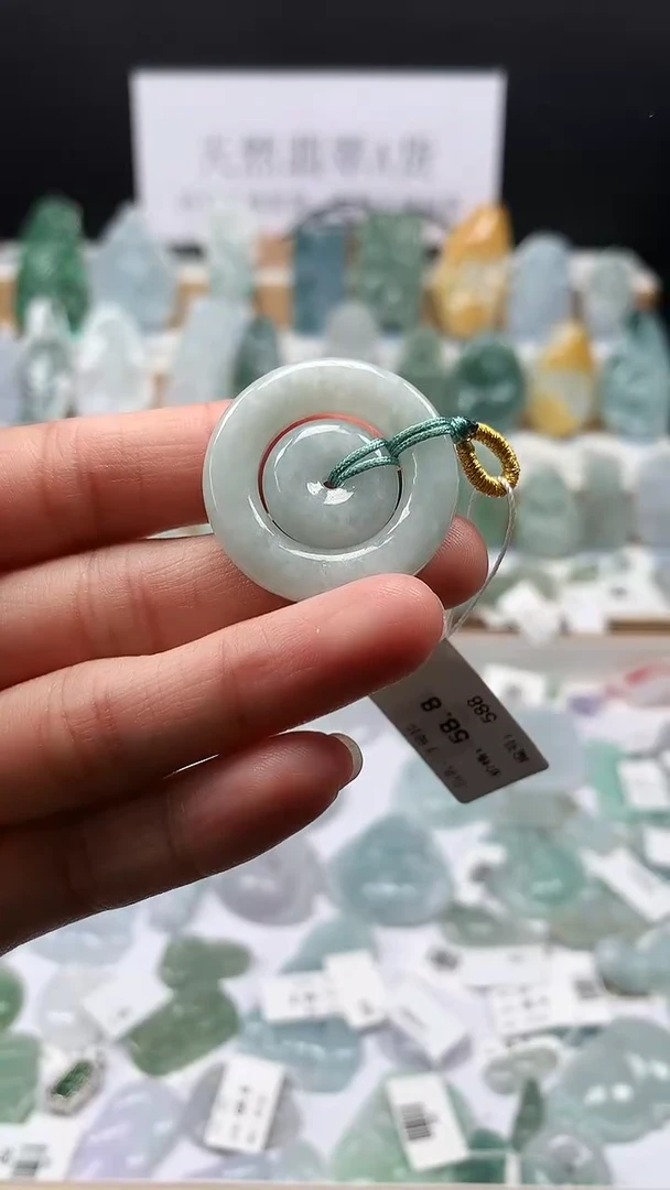 吊坠(不含链)未镶嵌翡翠31字母扣