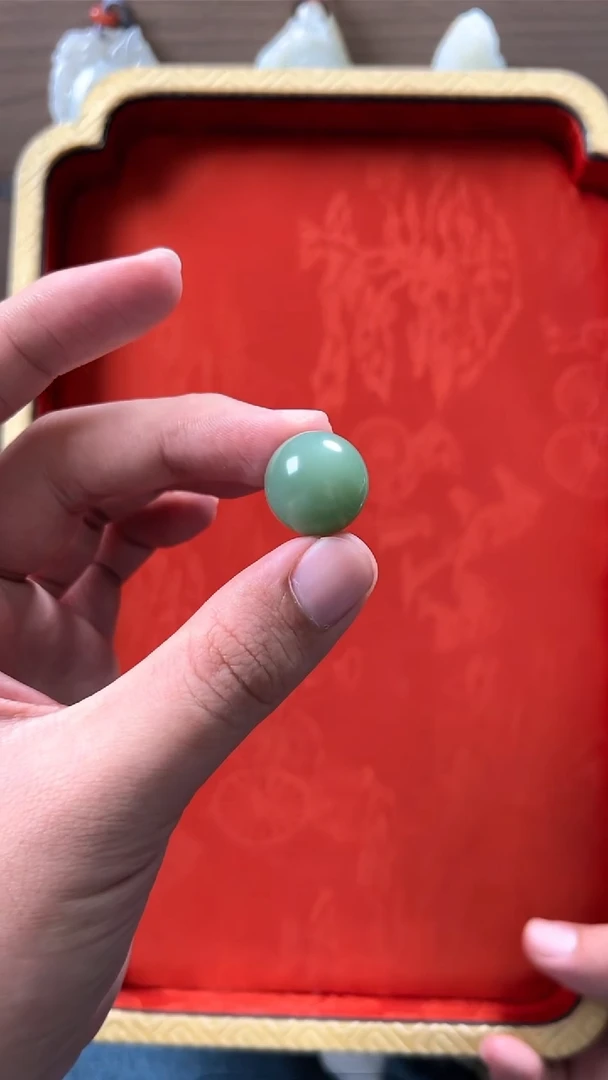 未镶嵌和田玉挂件俄碧鸭蛋青单珠（18mm）过灯