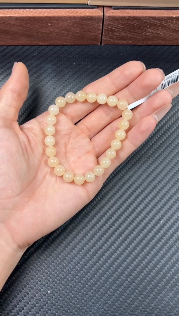 未镶嵌手串和田玉且末天泰微色差卡8