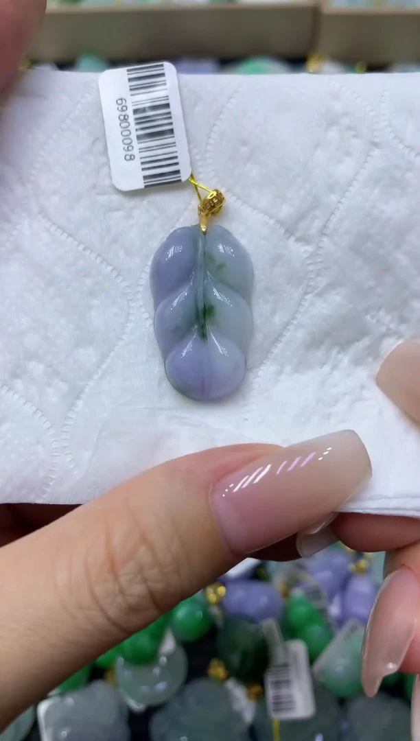 颈饰未镶嵌翡翠天然缅甸翡翠A货