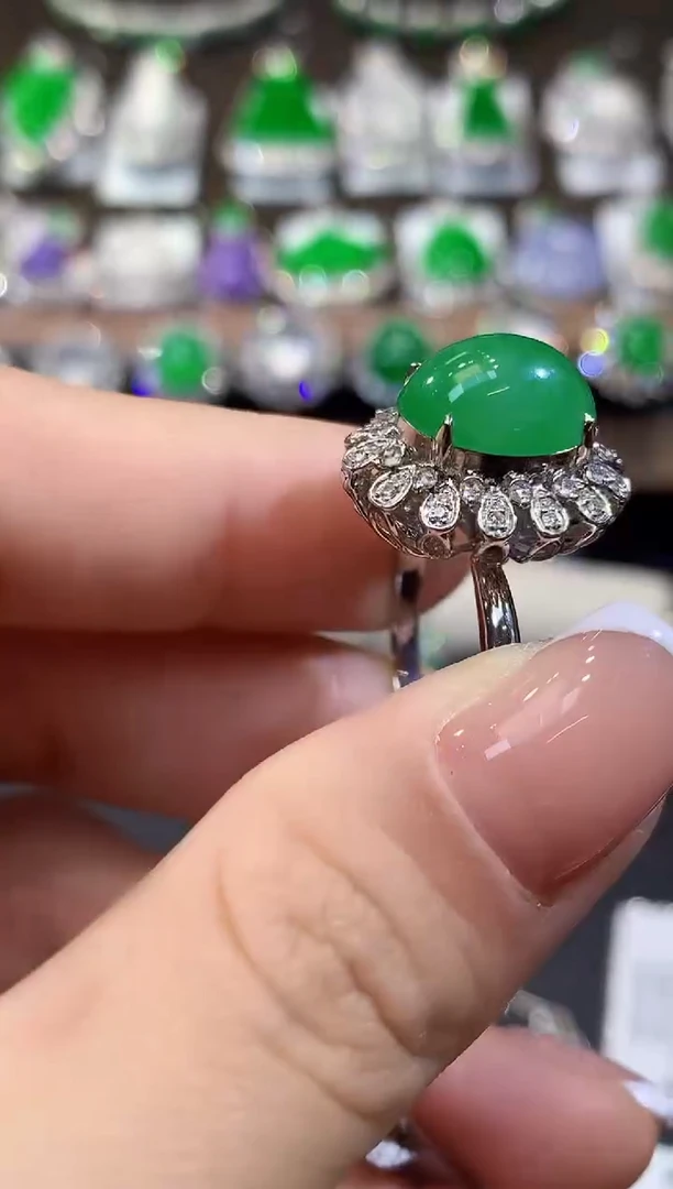 18K金镶嵌戒指翡翠A94