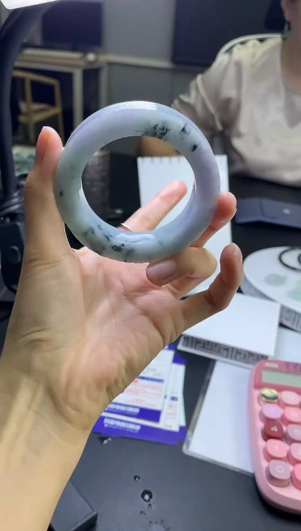 定制翡翠手镯未镶嵌手镯