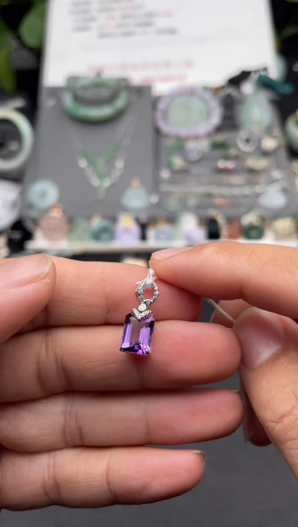 颈饰未镶嵌紫晶吊坠