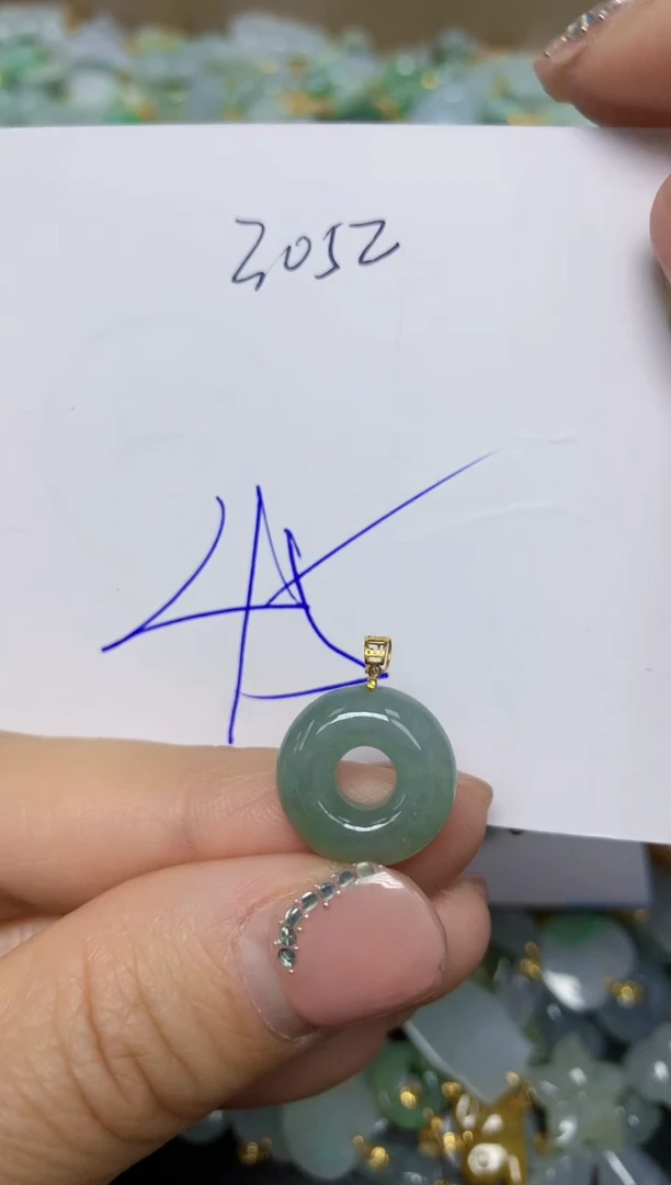 【闪购商品】翡翠挂件18K金镶嵌 天然翡翠A货