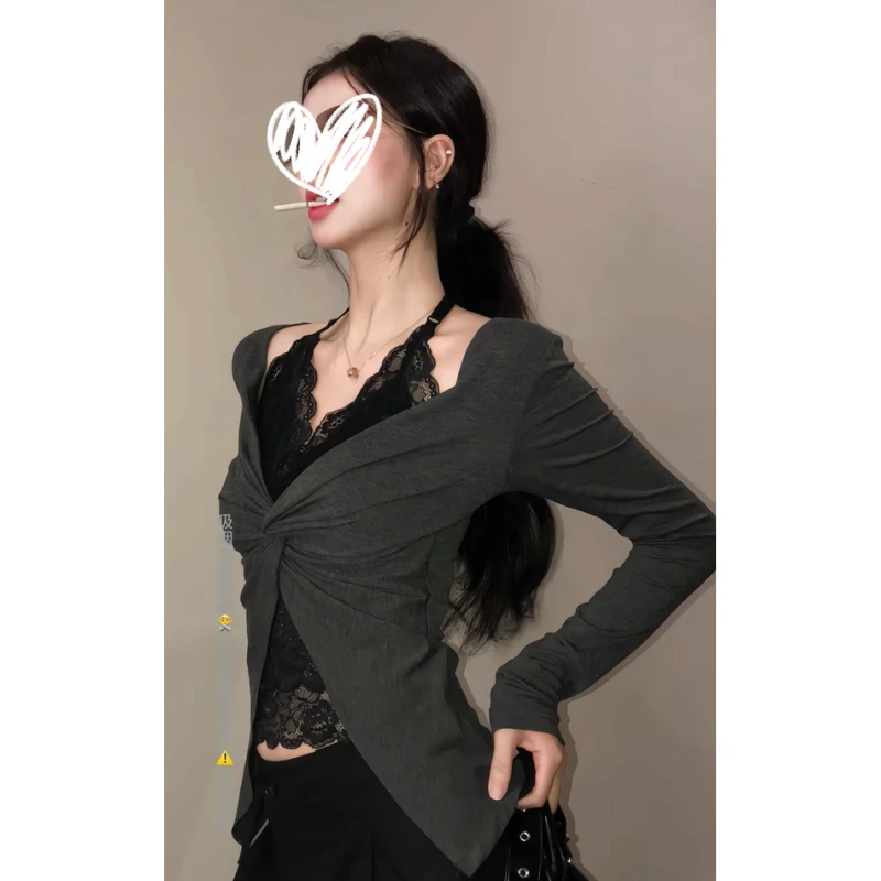 2025年秋季新款法式高级设计感长袖T恤修身显瘦纯欲百搭女上衣潮