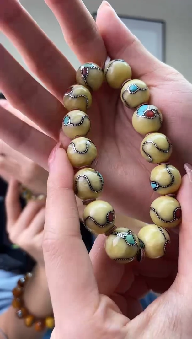 琥珀未镶嵌珠宝奇石T0假一罚十多样性发其一