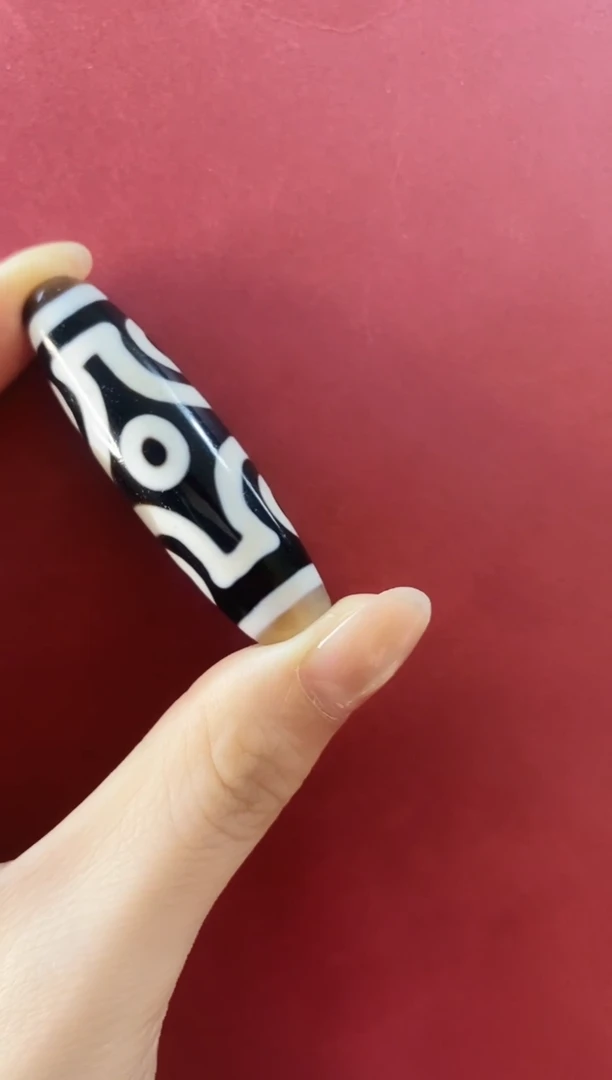玛瑙/玉髓（覆膜）颈饰未镶嵌枫****?行运无覆膜精品十字六