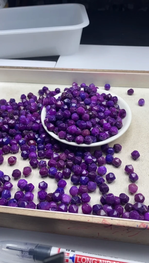 【闪购商品】玛瑙/玉髓颈饰未镶嵌w2156舒俱来切面10mm*30颗