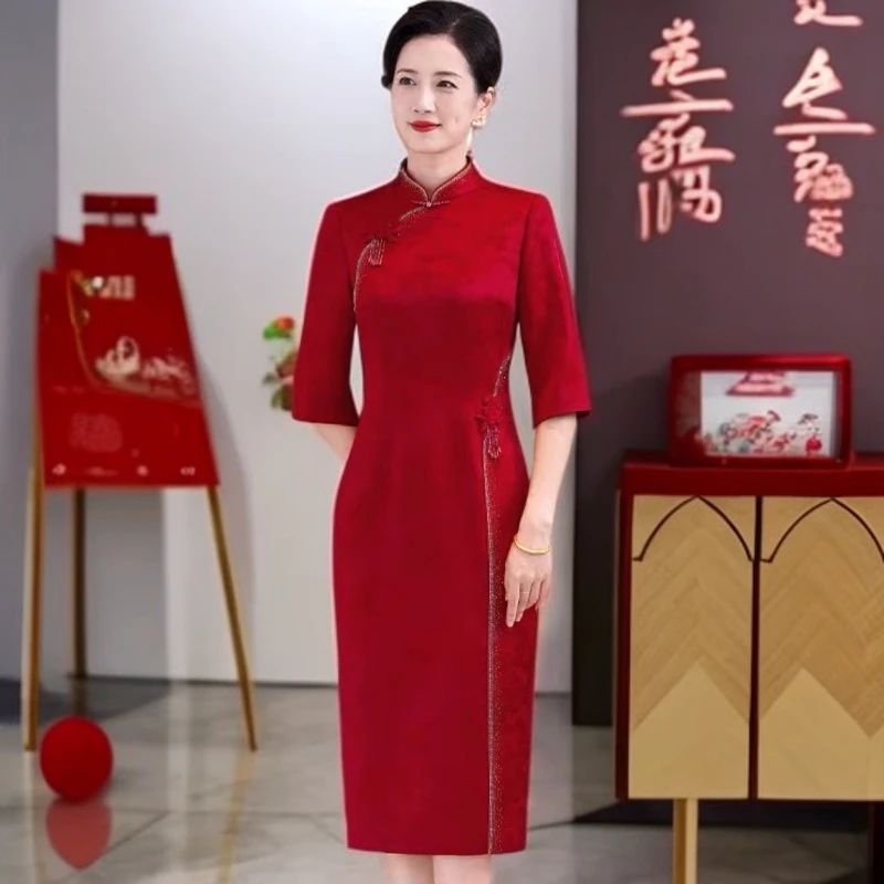 十月份喜妈妈婚宴装气场强大礼服丈母娘婚礼服饰洋气网红旗袍2025