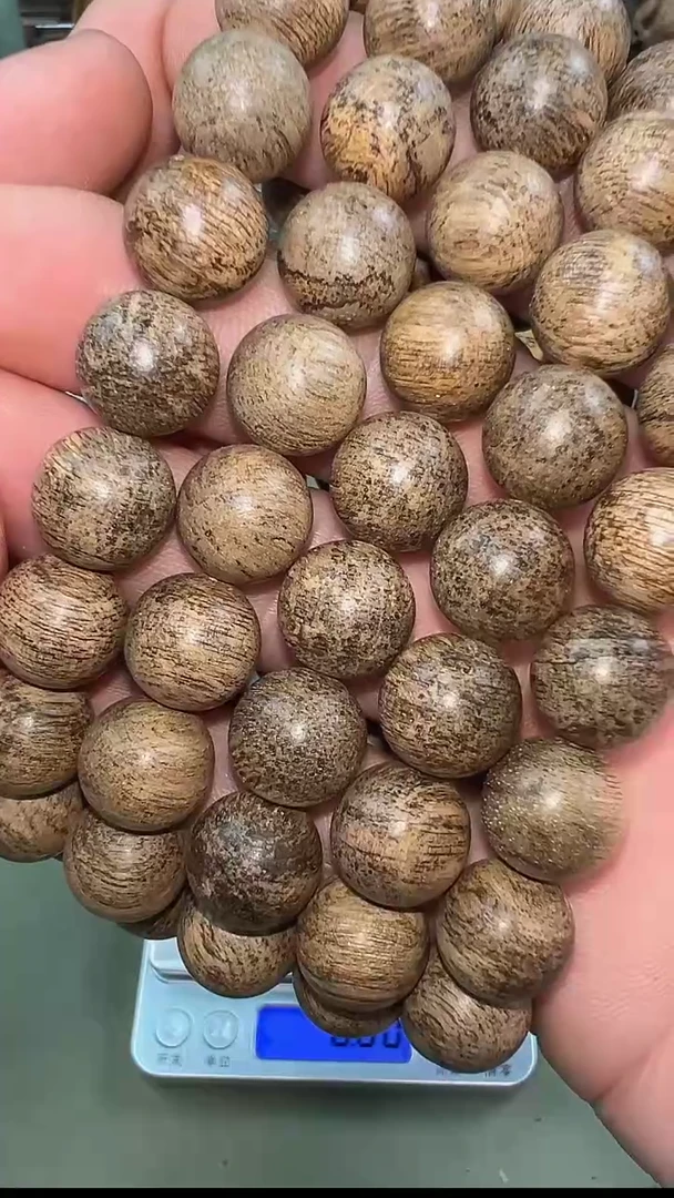 【闪购商品】沉香达拉干11mm单圈