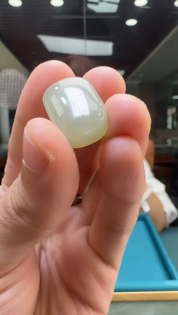 和田玉未镶嵌颈饰方糖无事牌/配绳