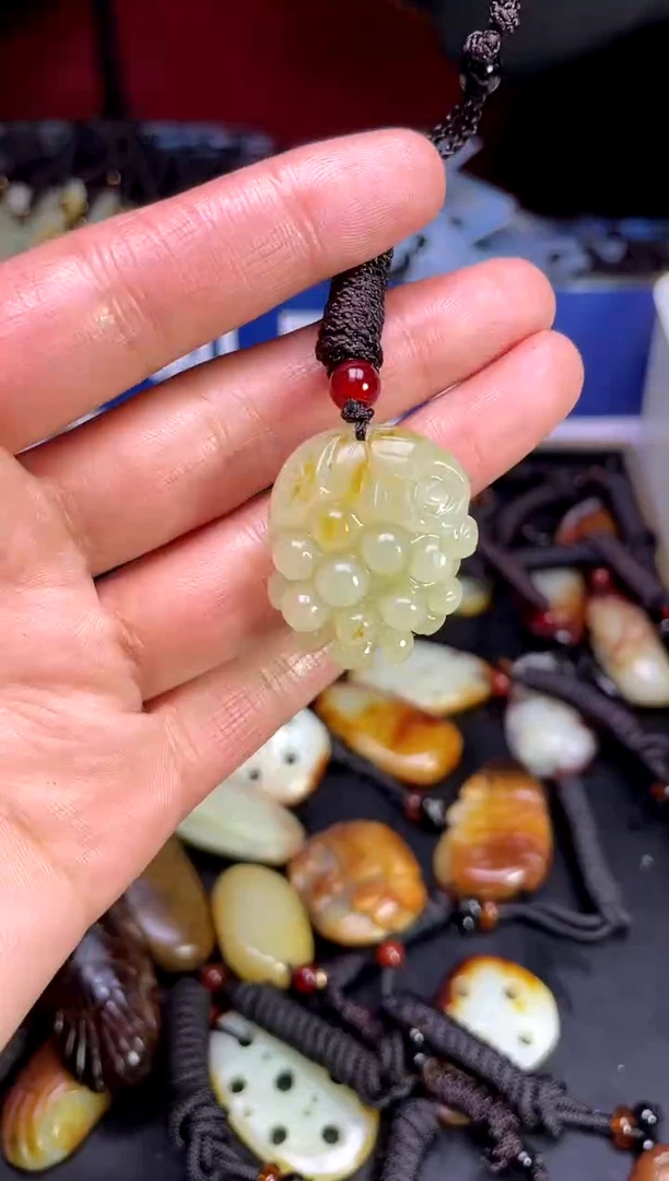 【闪购商品】和田玉颈饰未镶嵌12312