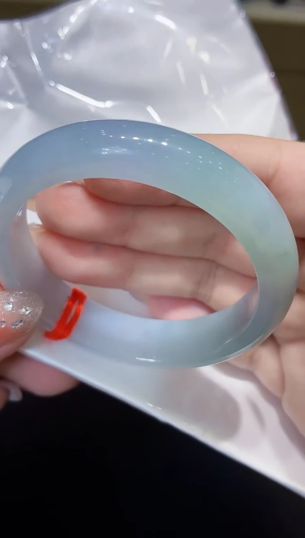 未镶嵌手镯翡翠翡翠手镯