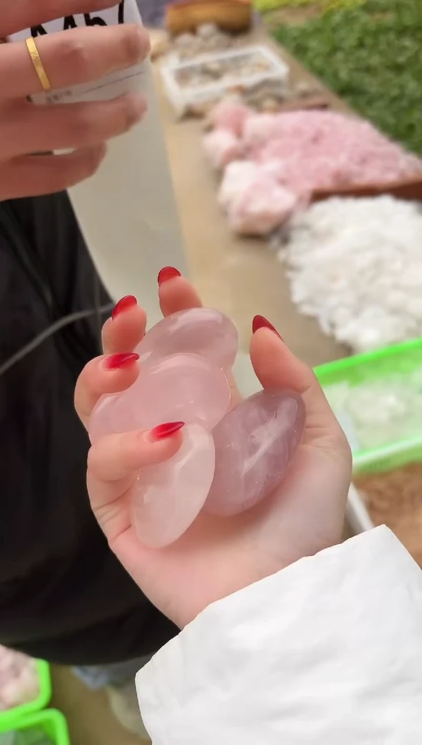 【闪购商品】水晶摆件未镶嵌粉水晶手把件多样性发一个 457