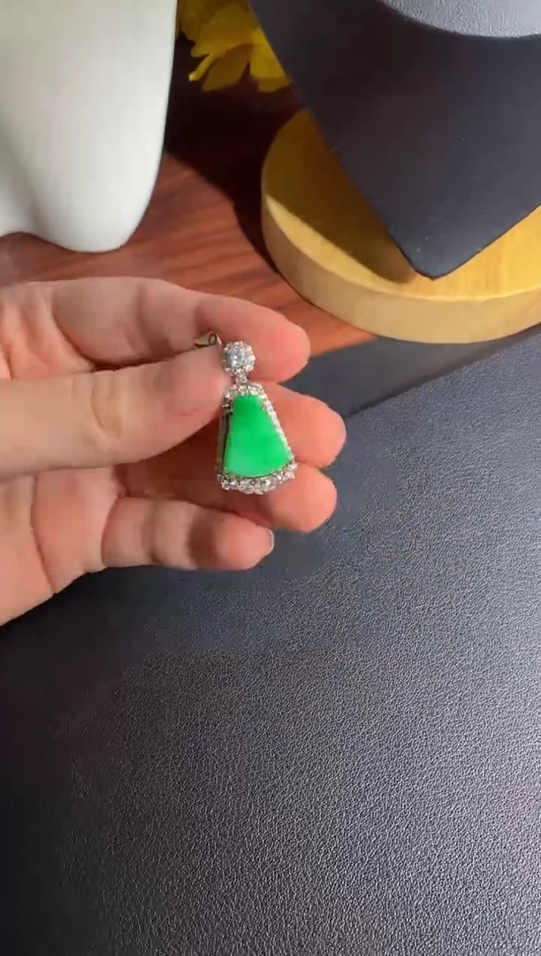 颈饰银S925镶嵌翡翠翡翠1