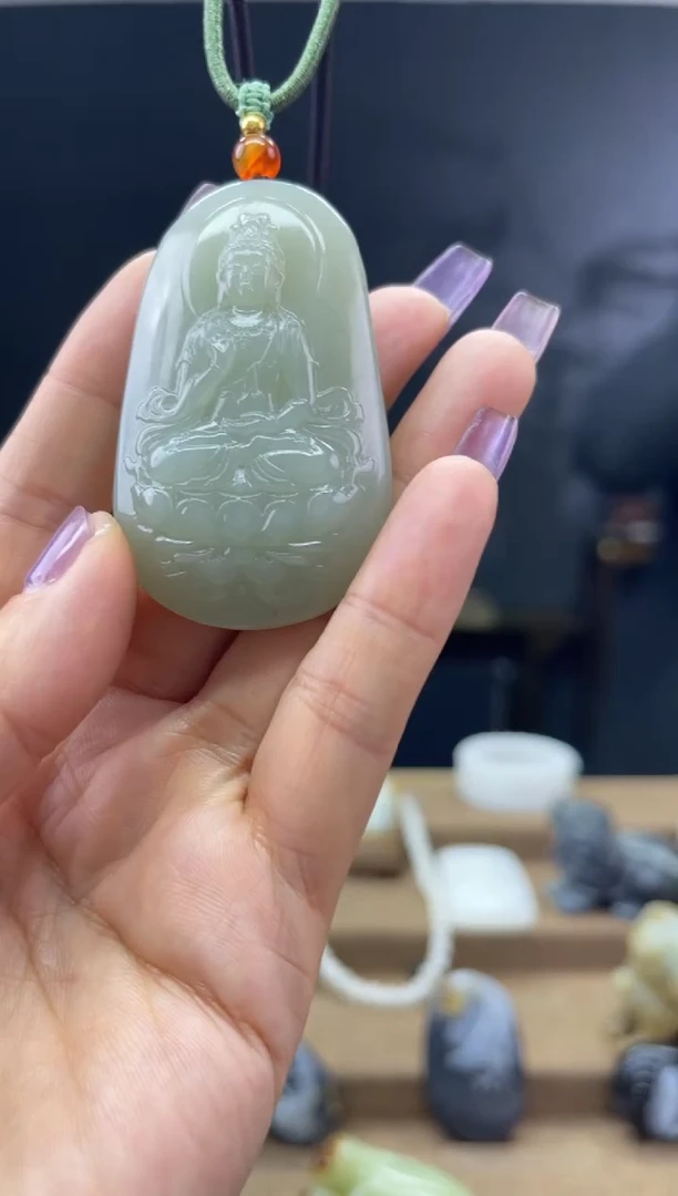 颈饰未镶嵌和田玉1