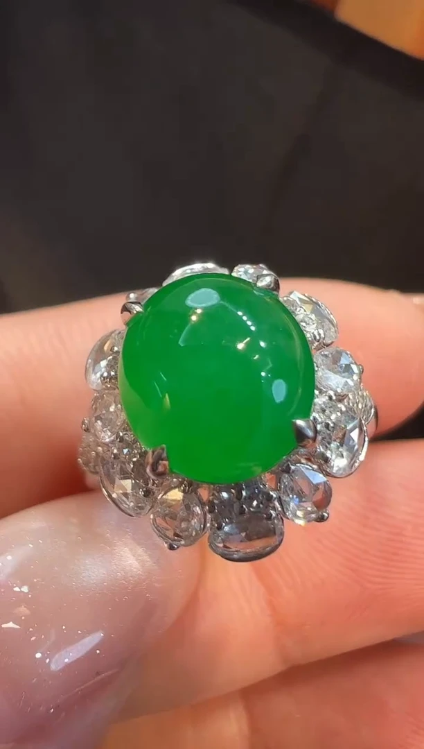 18K金镶嵌戒指翡翠AL6戒指