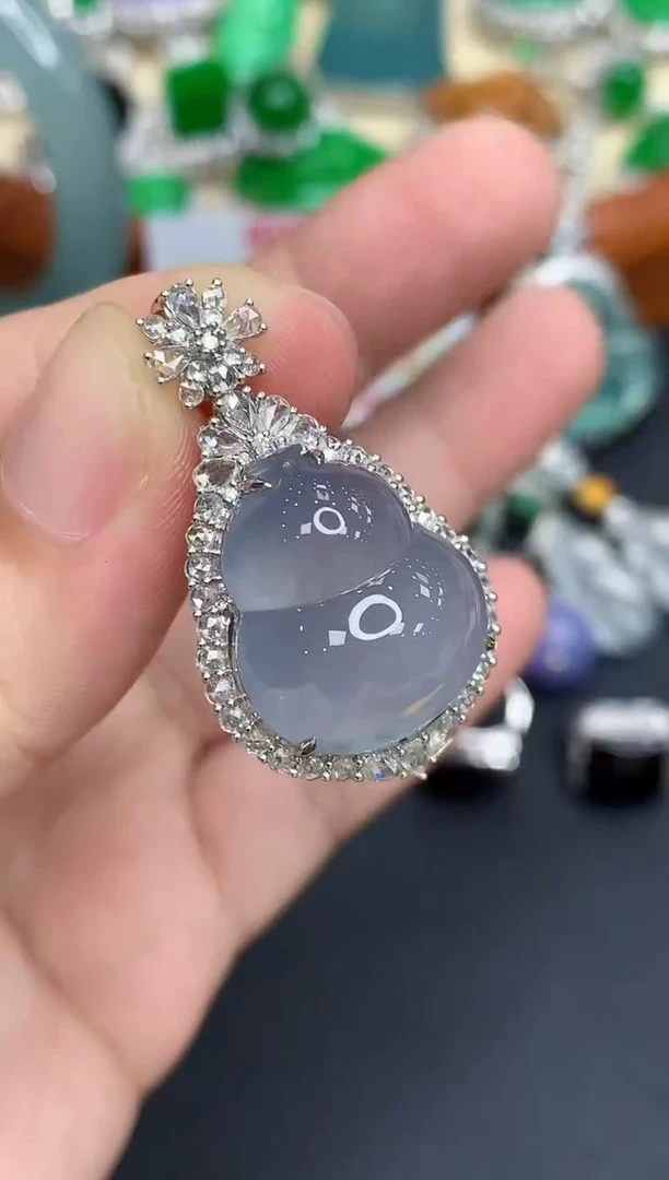 颈饰18K金镶嵌翡翠519-中国好珍宝