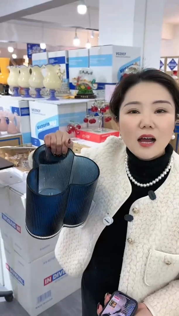 【闪购商品】琉璃泰轩花器E-19晚