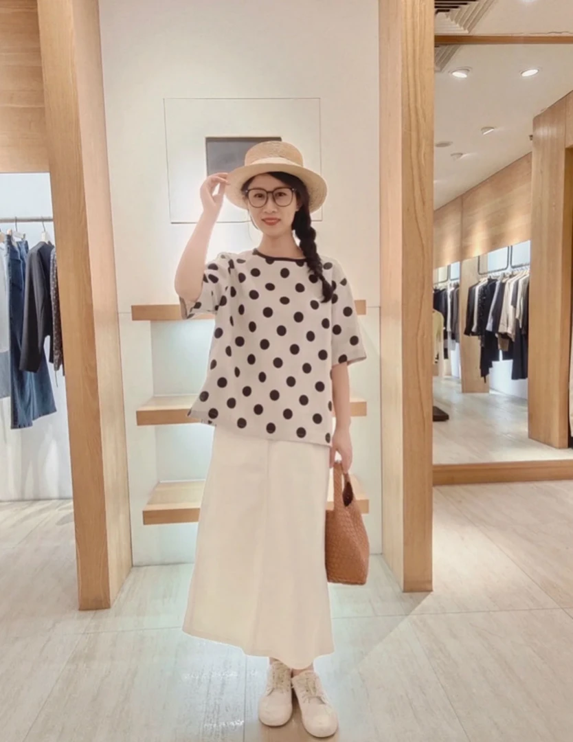 斜纹亚麻短袖花式上衣