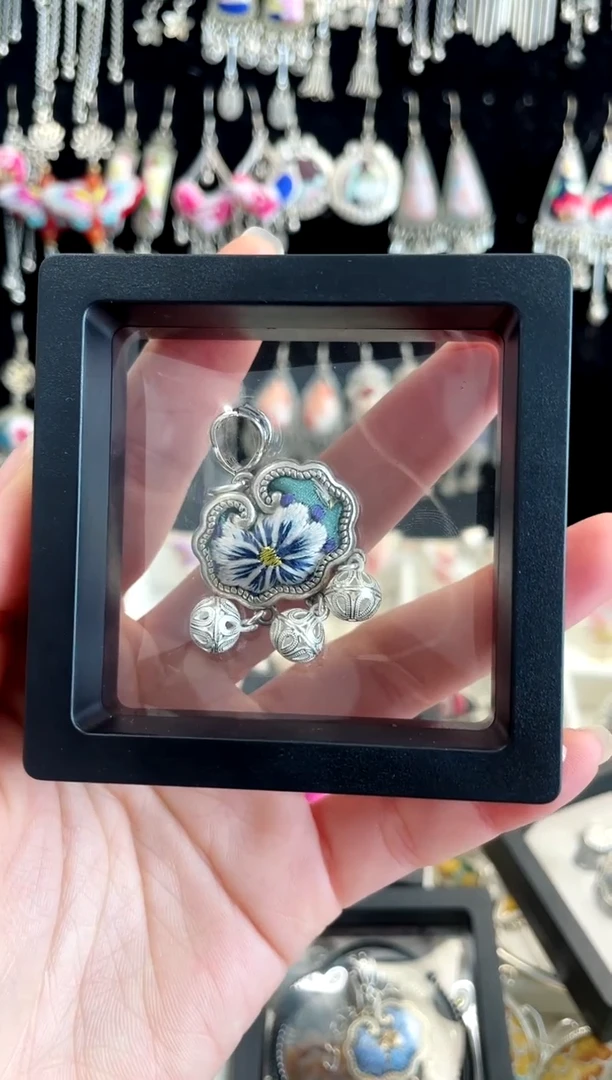 【闪购商品】织绣非遗刺绣饰品