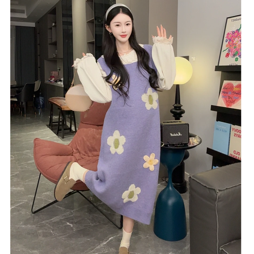 孕妇装秋冬季2025新款潮妈孕期穿搭长袖连衣裙刺绣花朵马甲背心裙