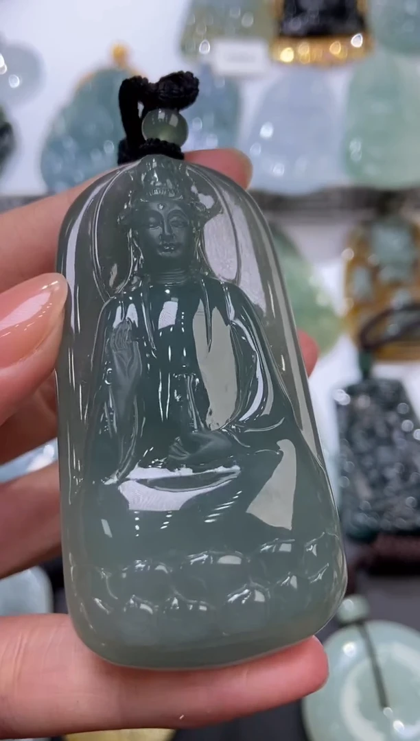 未镶嵌挂件翡翠372496  多人