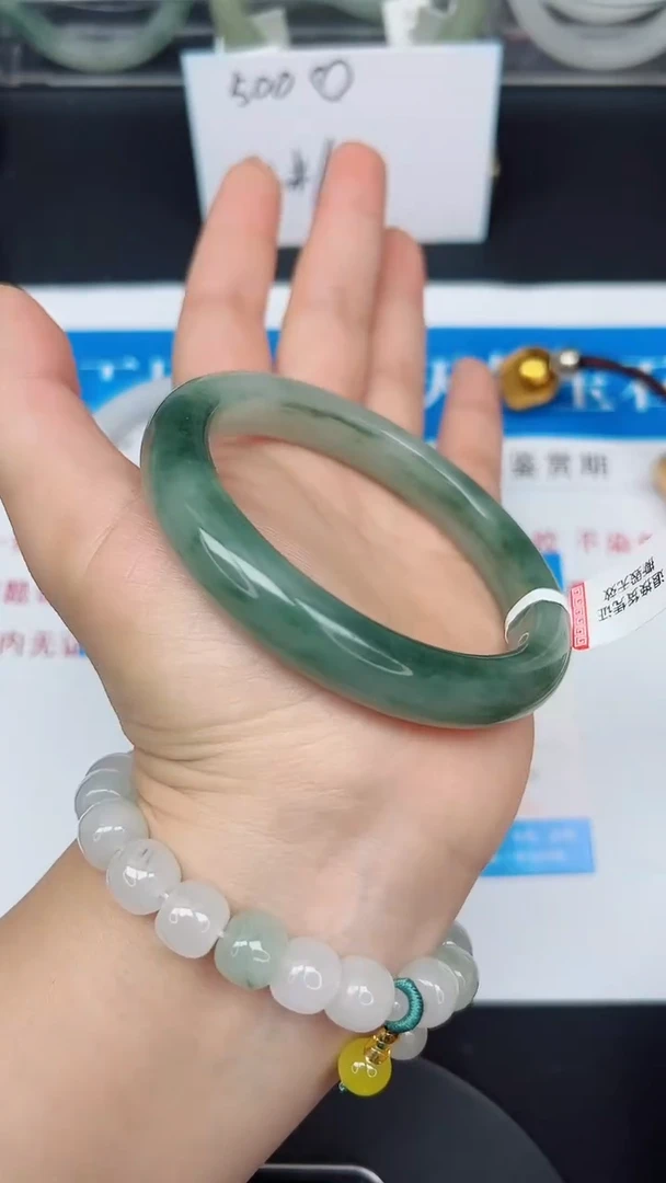 未镶嵌手镯石英质玉8-62/63