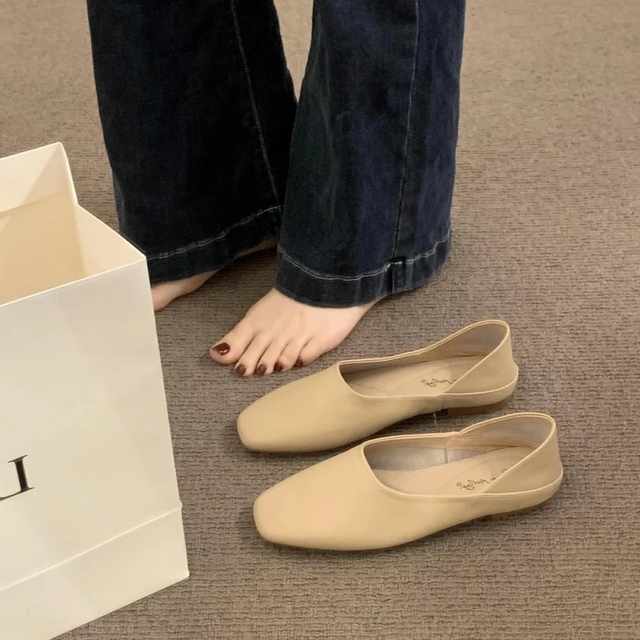 软皮软底奶奶鞋女2025年春夏新款一脚蹬单鞋女平底豆豆鞋鞋子