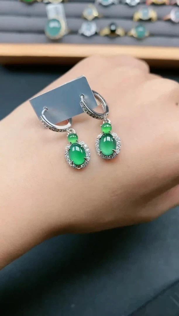 翡翠戒指银S925镶嵌111111