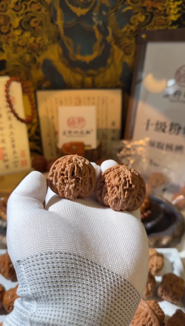 文玩核桃把件張*z楼子有修