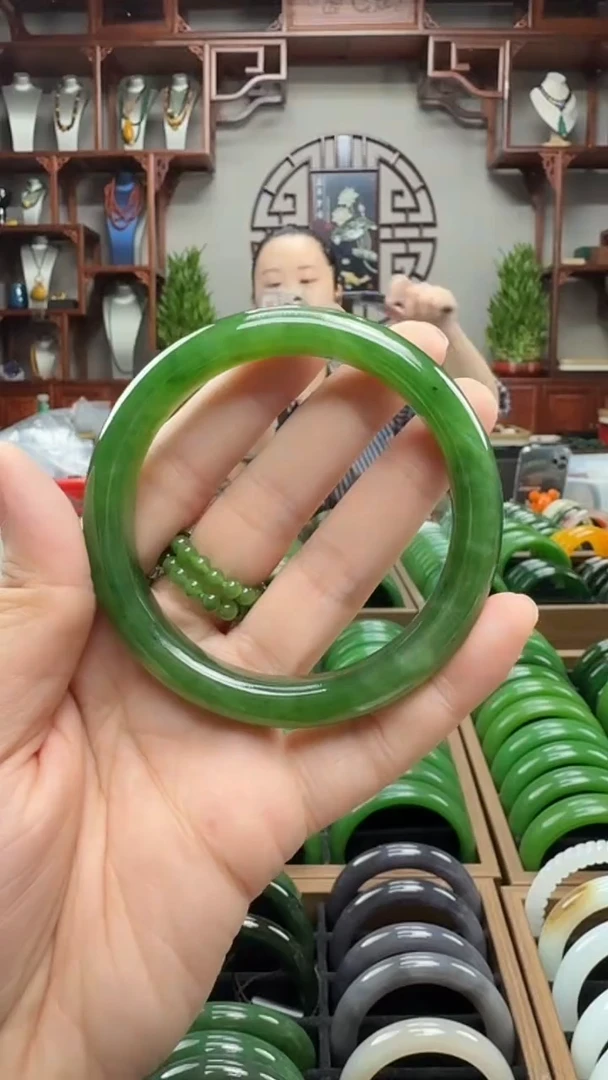 未镶嵌手镯和田玉59.6