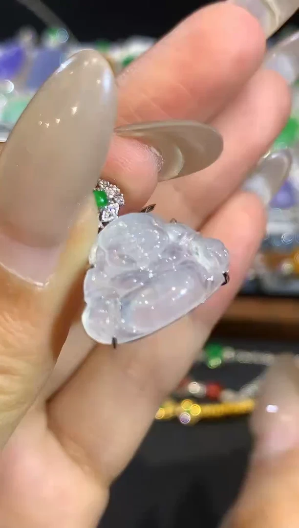 翡翠18K金镶嵌吊坠(不含链)L2131多样性发其一