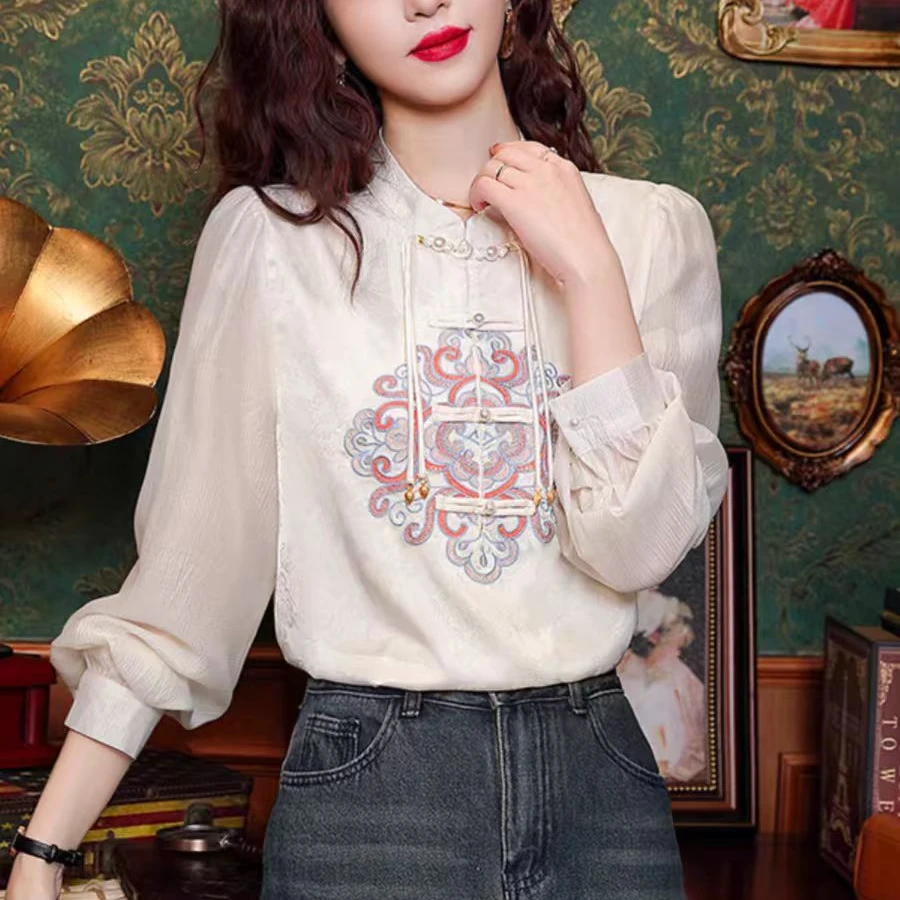 C093新中式国风刺绣长袖衬衫女早春装高级感复古气质盘扣打底上衣