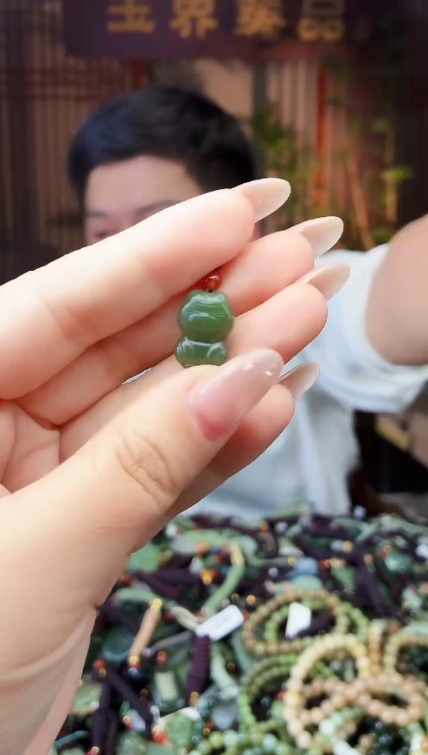 颈饰未镶嵌和田玉多样性发货拍一发一