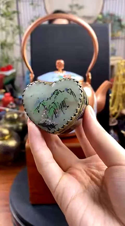 【闪购商品】非遗技艺 景泰蓝粉盒心形山（老）