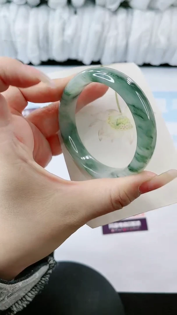 【闪购商品】石英质玉手镯未镶嵌多样性发货P283