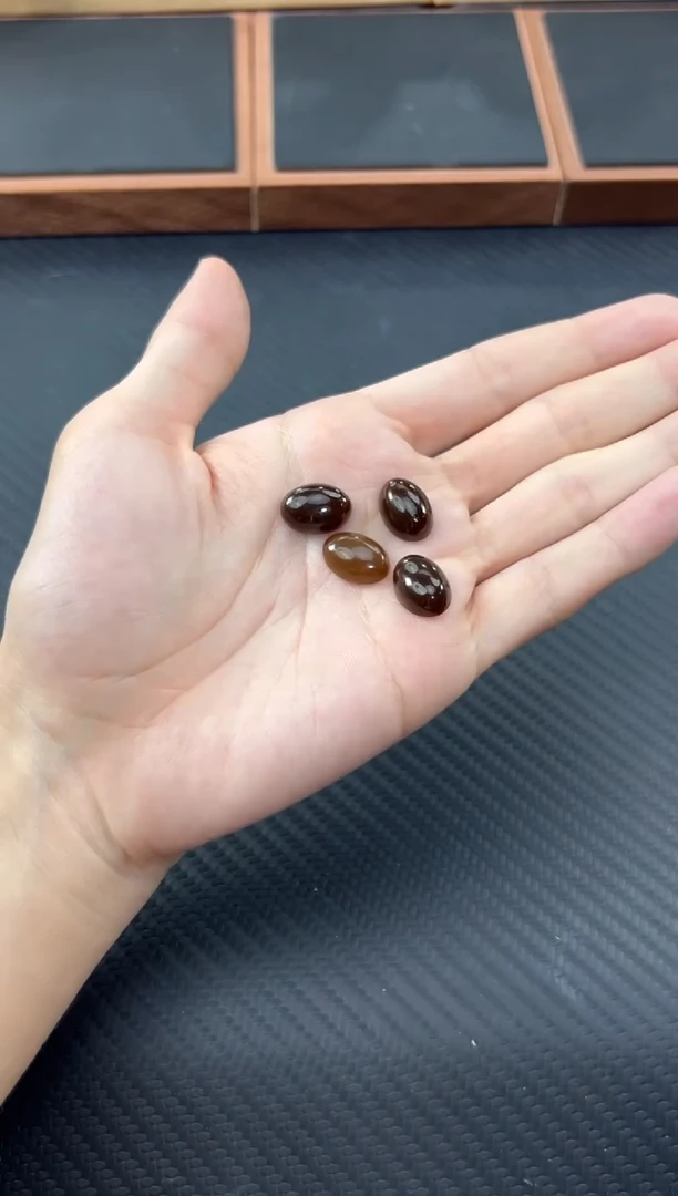 和田玉未镶嵌珠宝半成品且末金山戒面多样性发货拍一发一