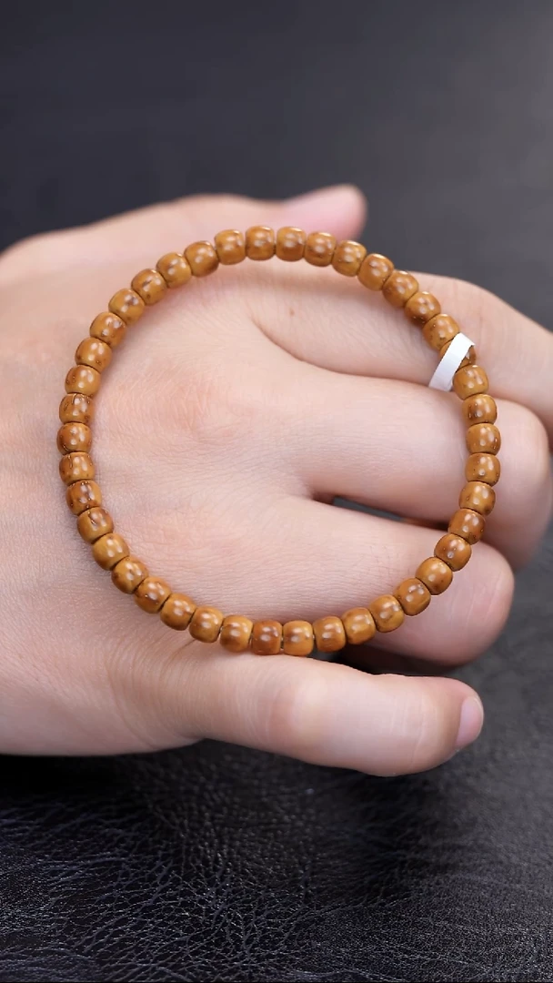 手串紫金鼠6*5鼠尖