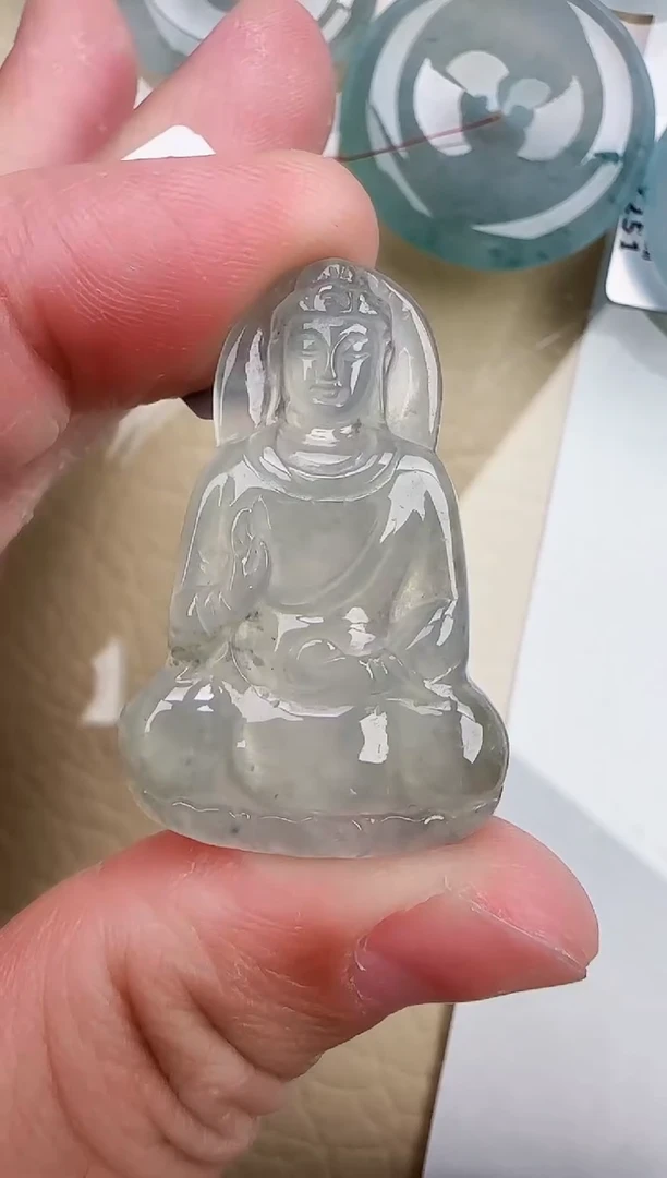 翡翠未镶嵌颈饰缅甸天然翡翠