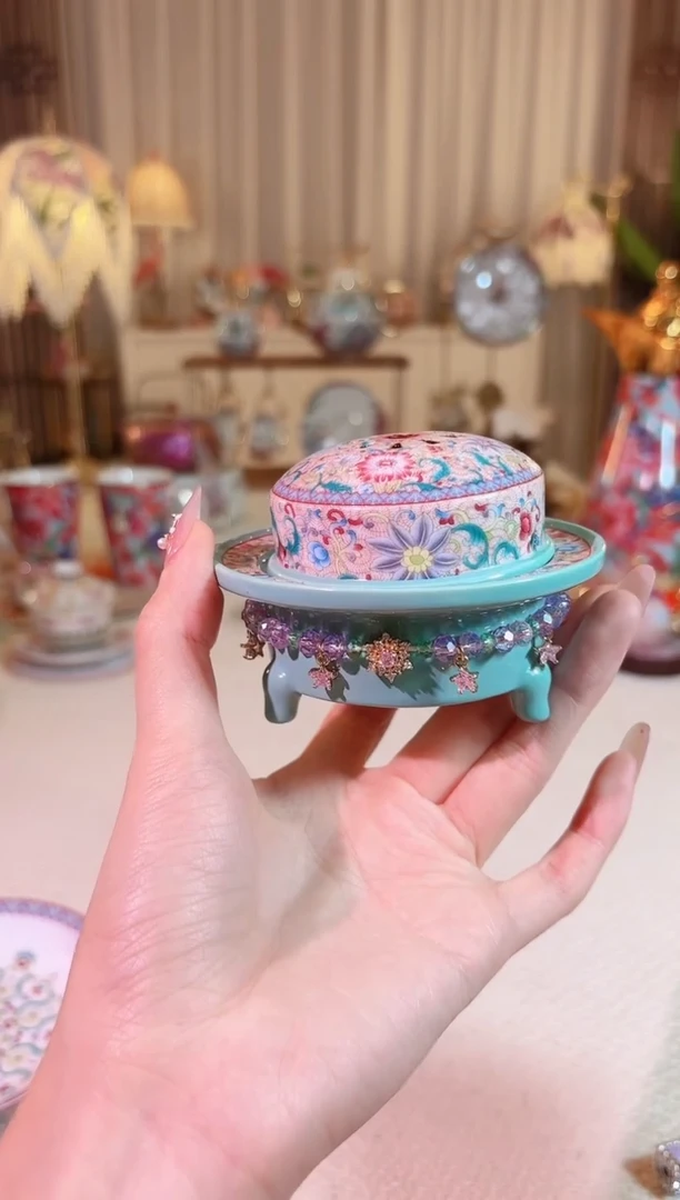 【闪购商品】瓷花开盛世 香炉