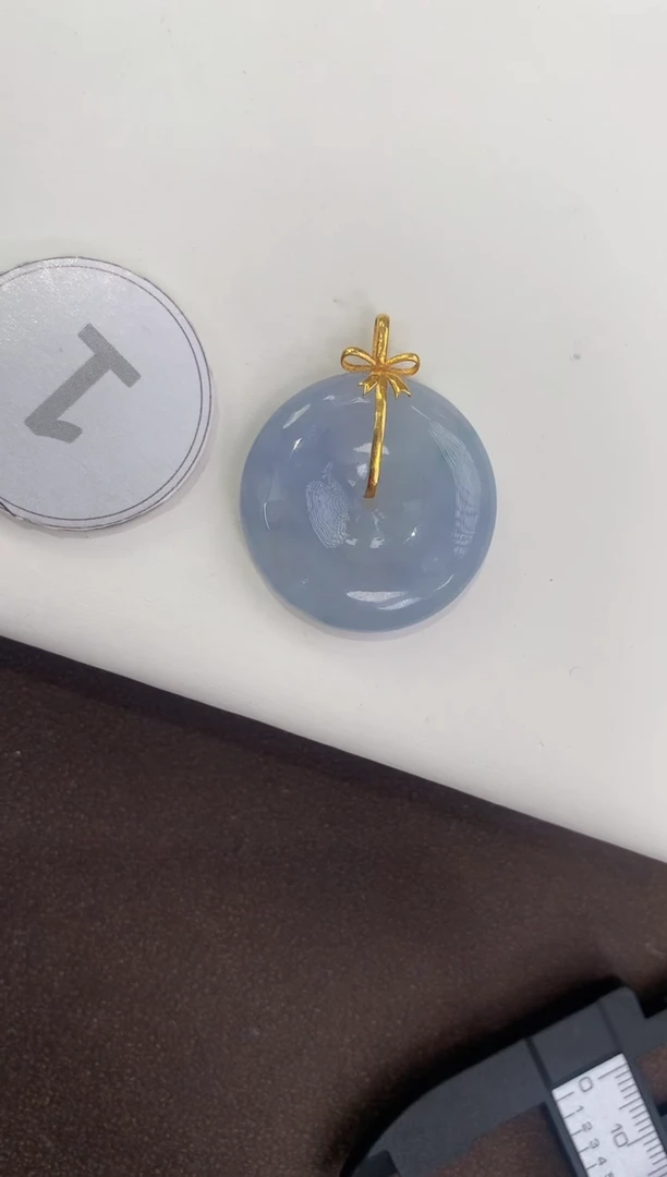 颈饰18K金镶嵌翡翠天然缅甸a货翡翠