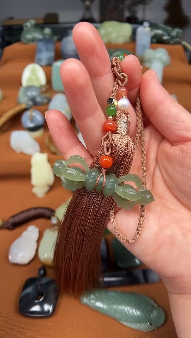 【闪购商品】和田玉颈饰未镶嵌金刚杵