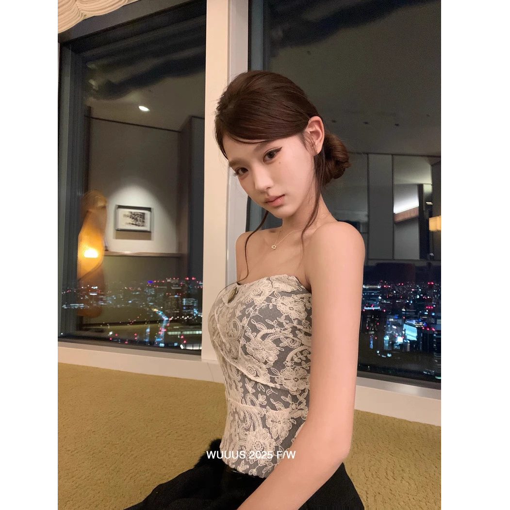 【凯瑟琳】2026春季新款设计感蕾丝抹胸背心上衣女配显瘦休闲裤套装