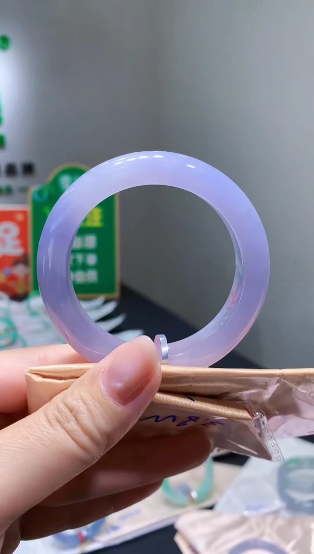未镶嵌手镯翡翠-k51  天然缅甸A货翡翠52.7正圈