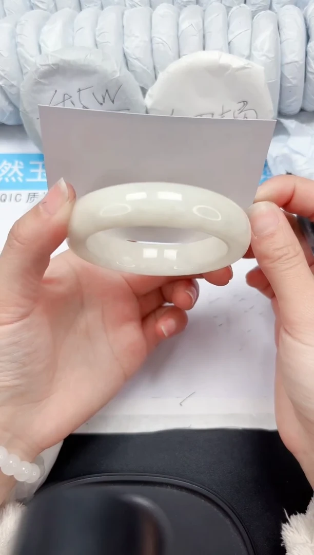 【闪购商品】和田玉手镯未镶嵌331-58.6