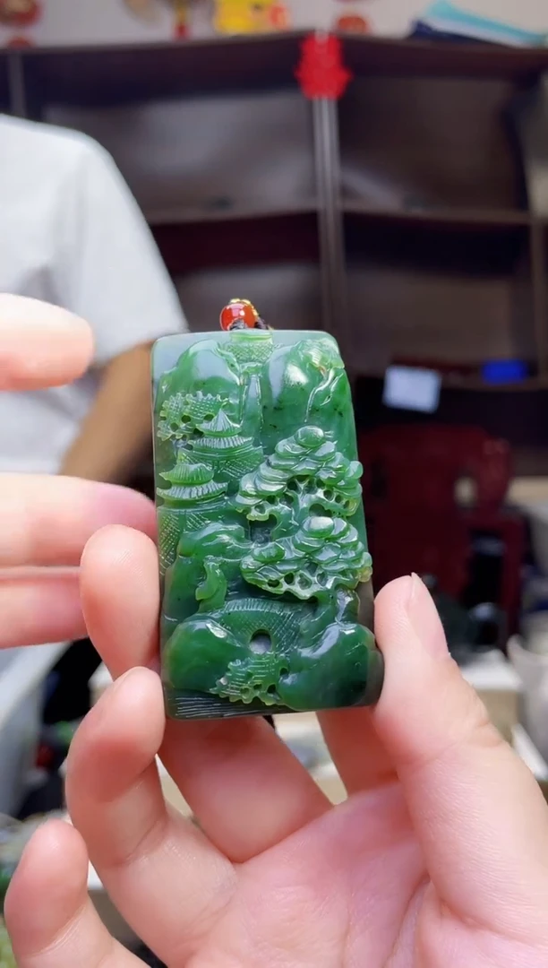 和田玉未镶嵌颈饰1