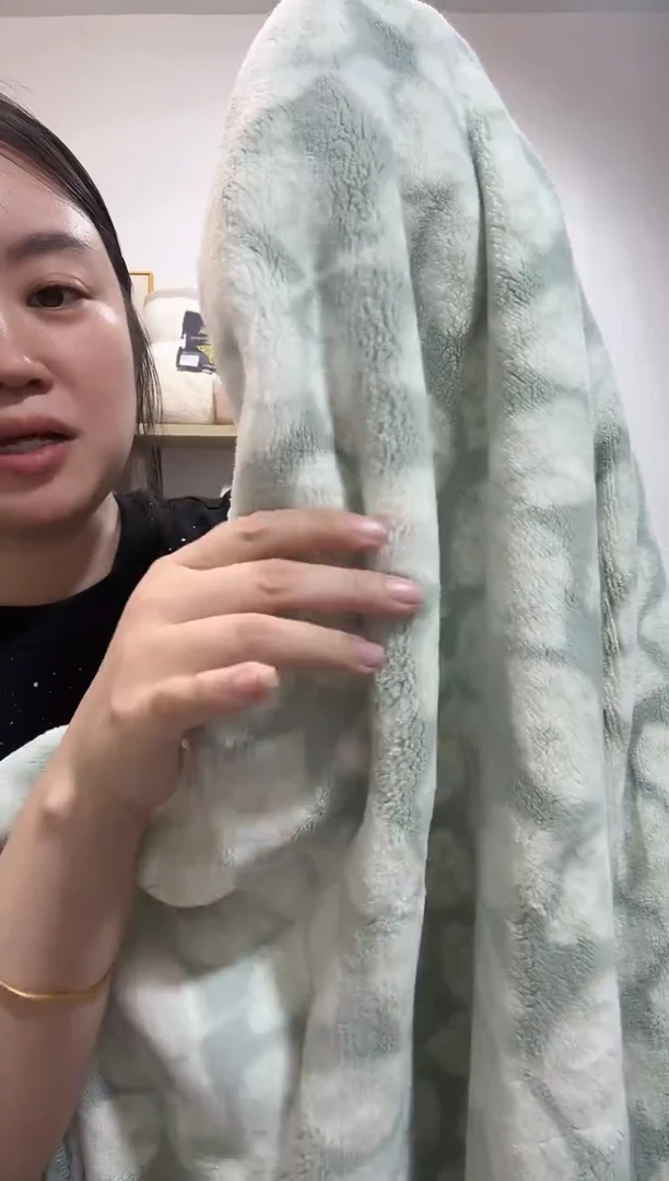 醋酯纤维150*180午休毯树叶款